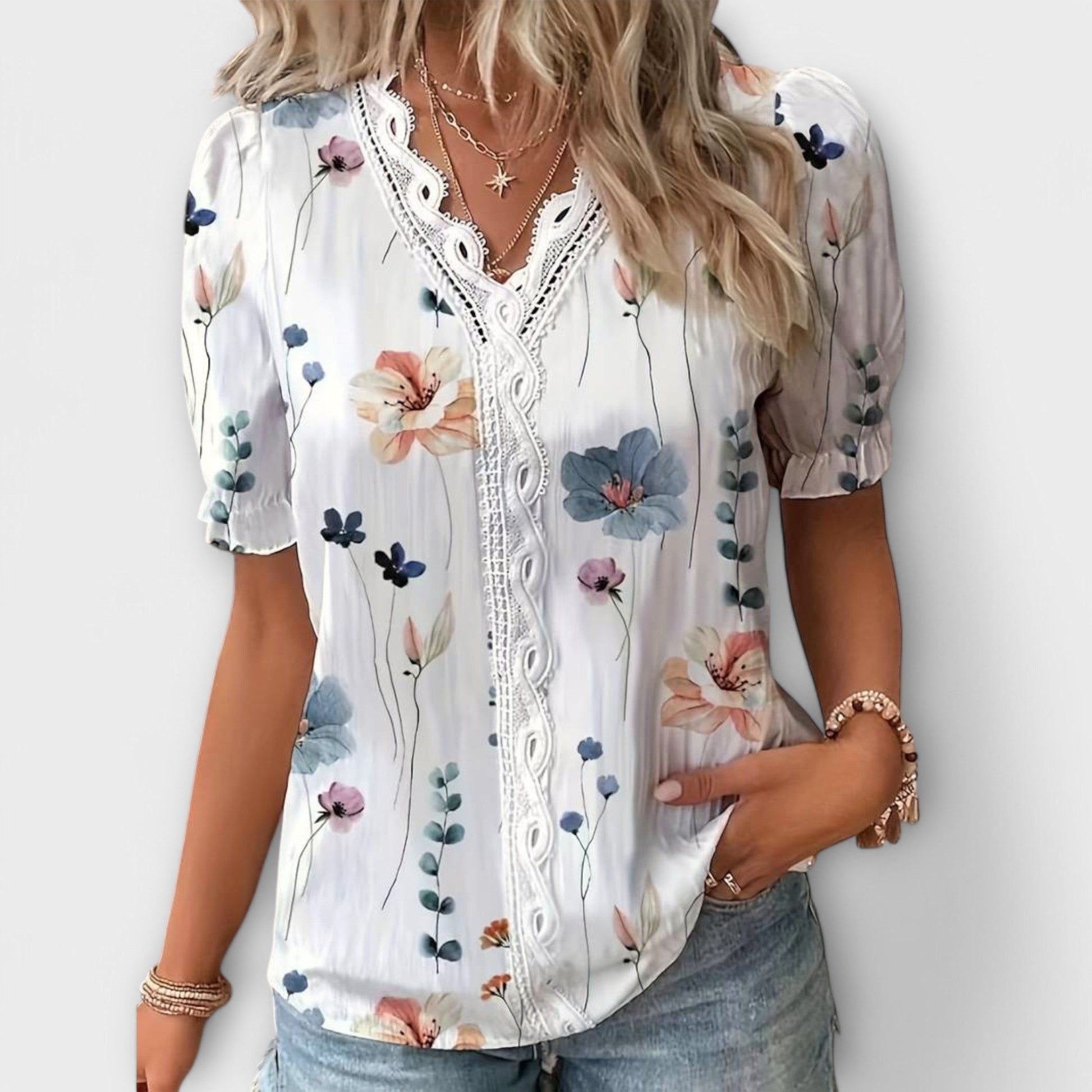 PAULINE - TIMELESS V-NECK BLOUSE
