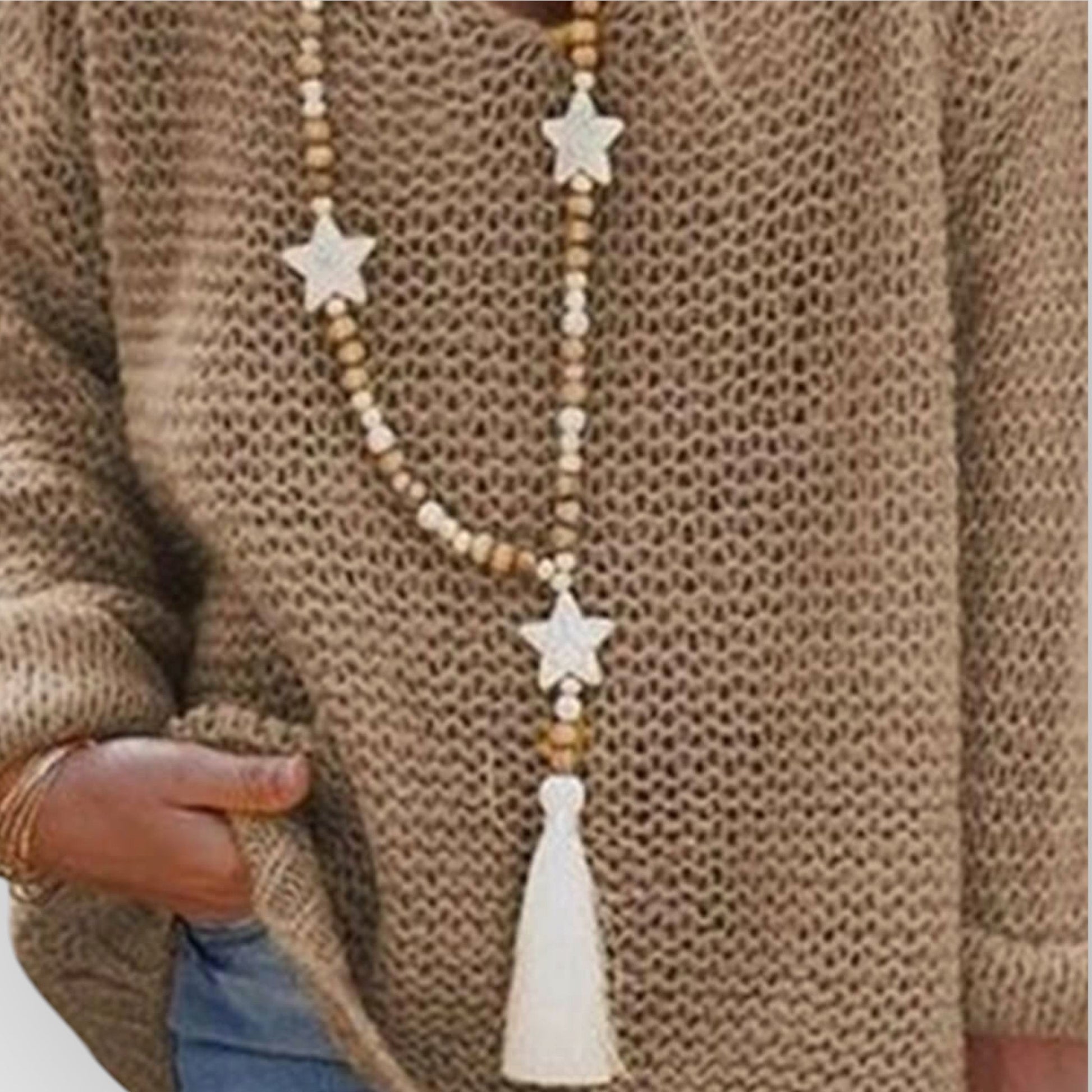 DOROTHY - V-NECK KNIT SWEATER