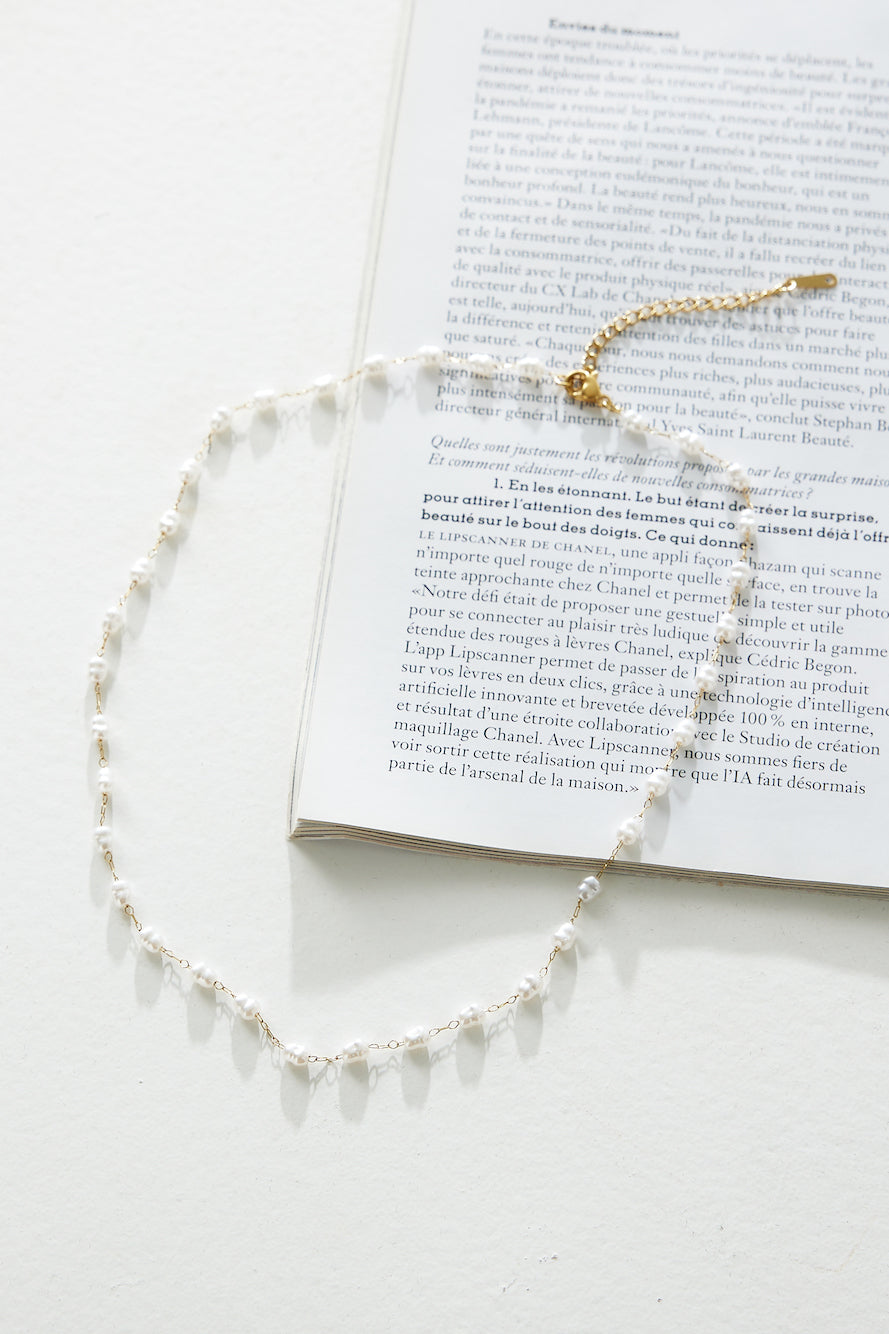 SUSAN - GOLD TONE PEARL NECKLACE