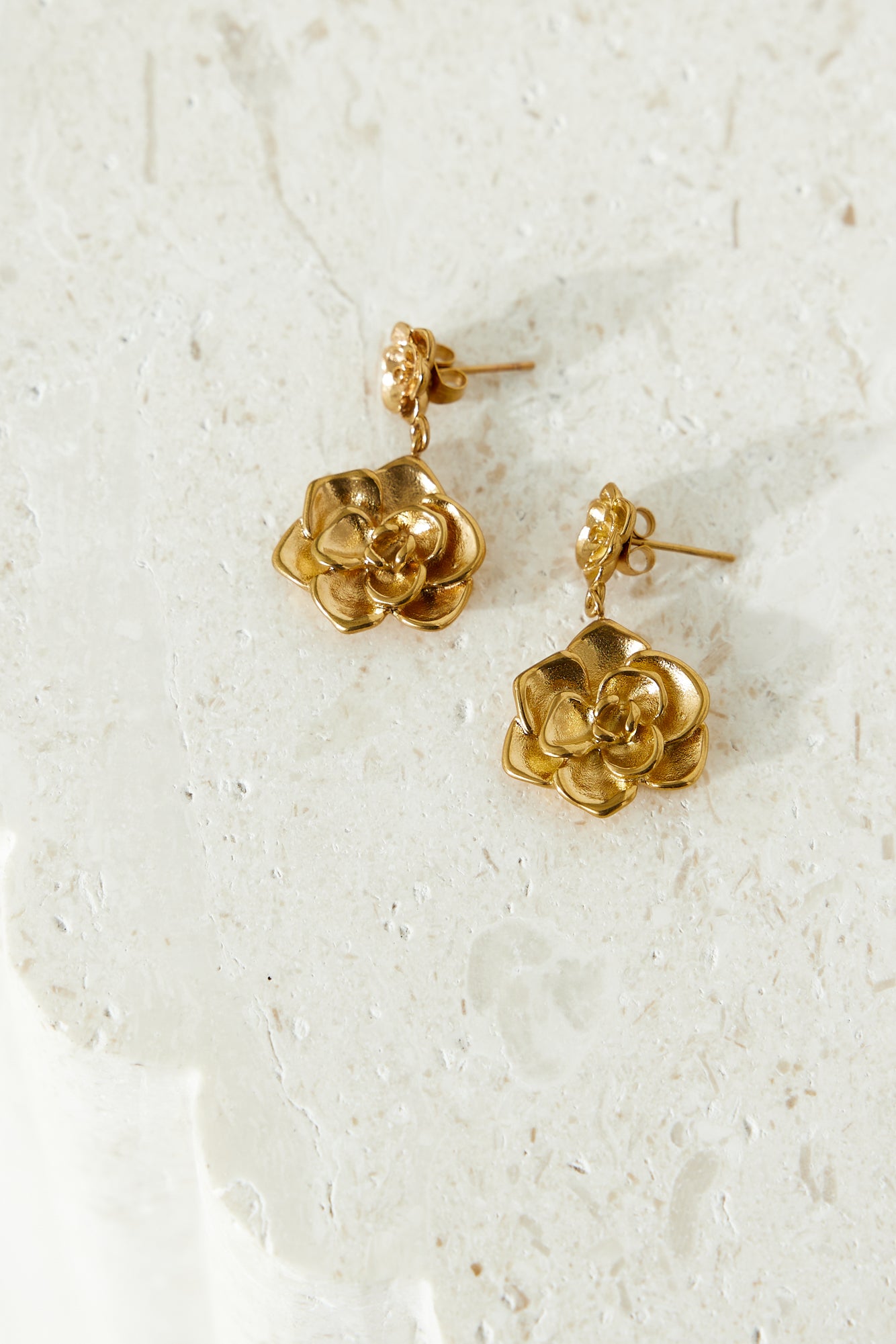 LORRAINE - GOLD-TONE BLOOM EARRINGS
