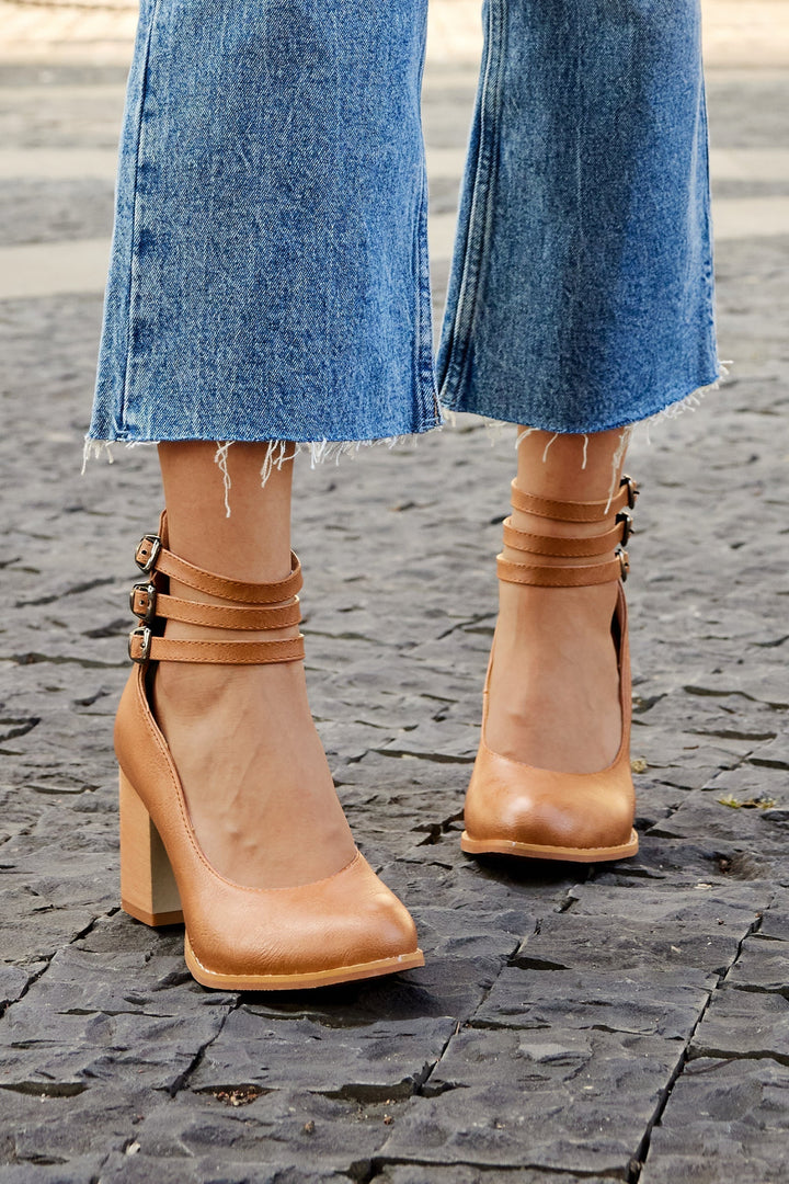 DAHLIA – TRIPLE STRAP BLOCK HEEL