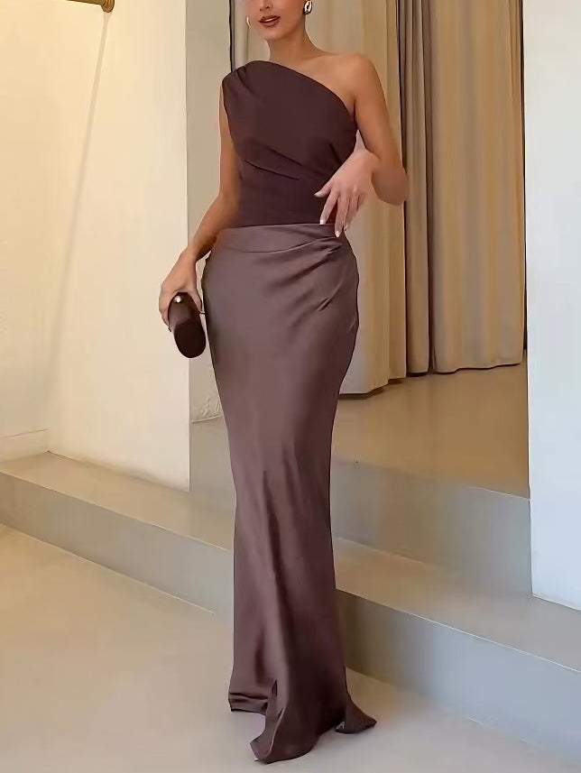 MAREN - SCULPTED SILHOUETTE MAXI DRESS