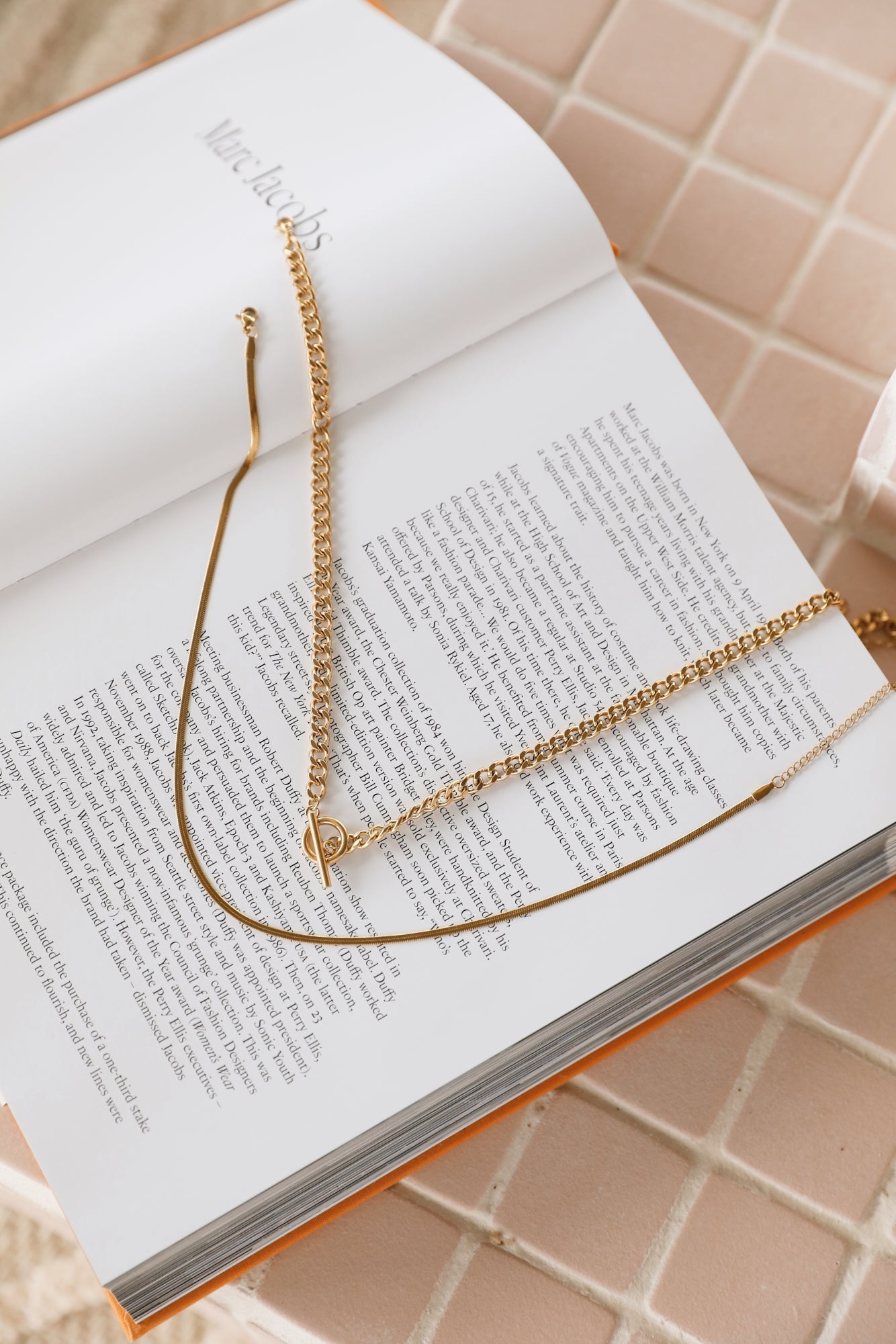 JILLY - CHAIN PENDANT NECKLACE