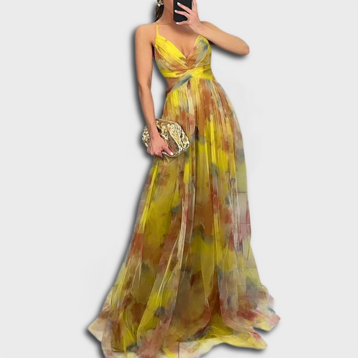 AROA - ELEGANT FIGURE-HUGGING MAXI DRESS