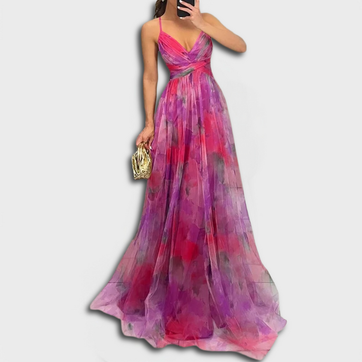 AROA - ELEGANT FIGURE-HUGGING MAXI DRESS