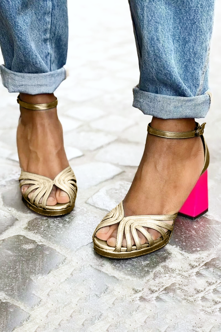 BEATRICE – GOLDEN GLAM BLOCK HEELS