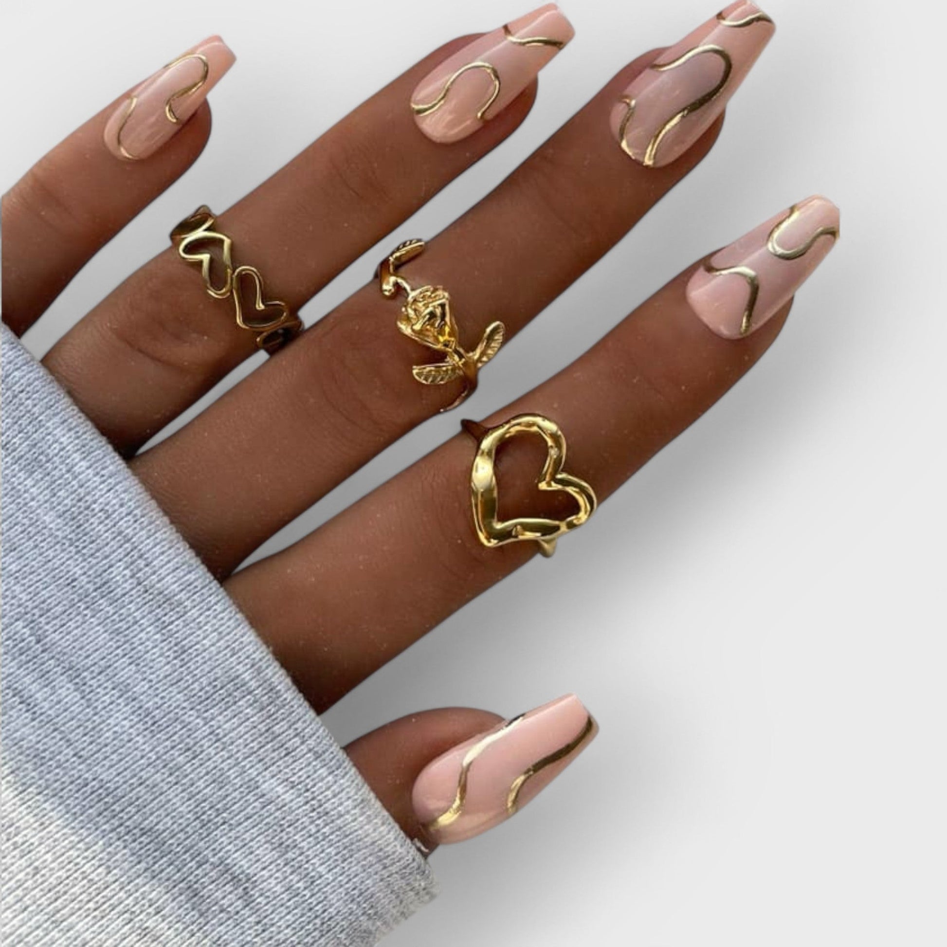 KATIE - DELICATE HEART RING