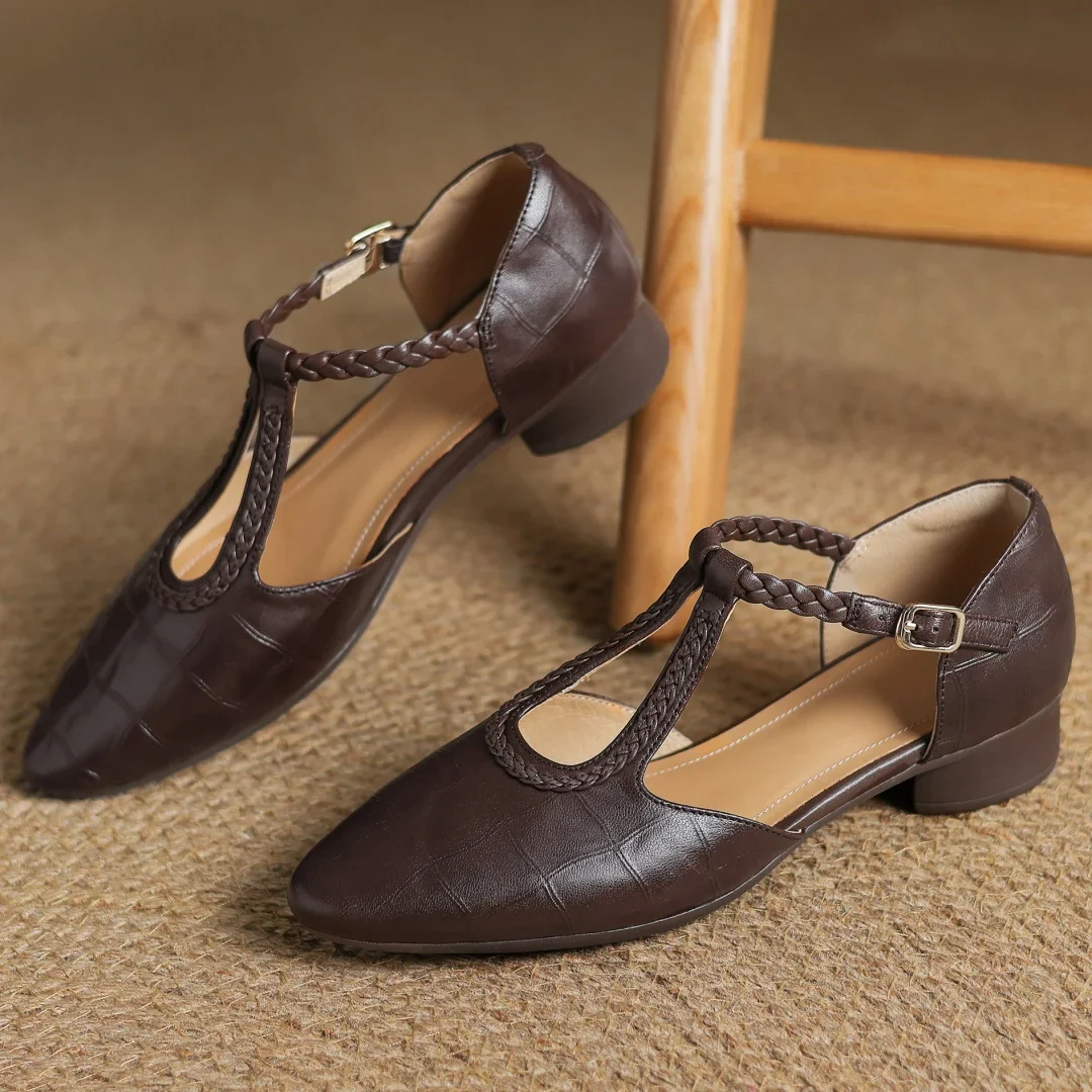 AURELIA - ADJUSTABLE STRAP MARY JANES