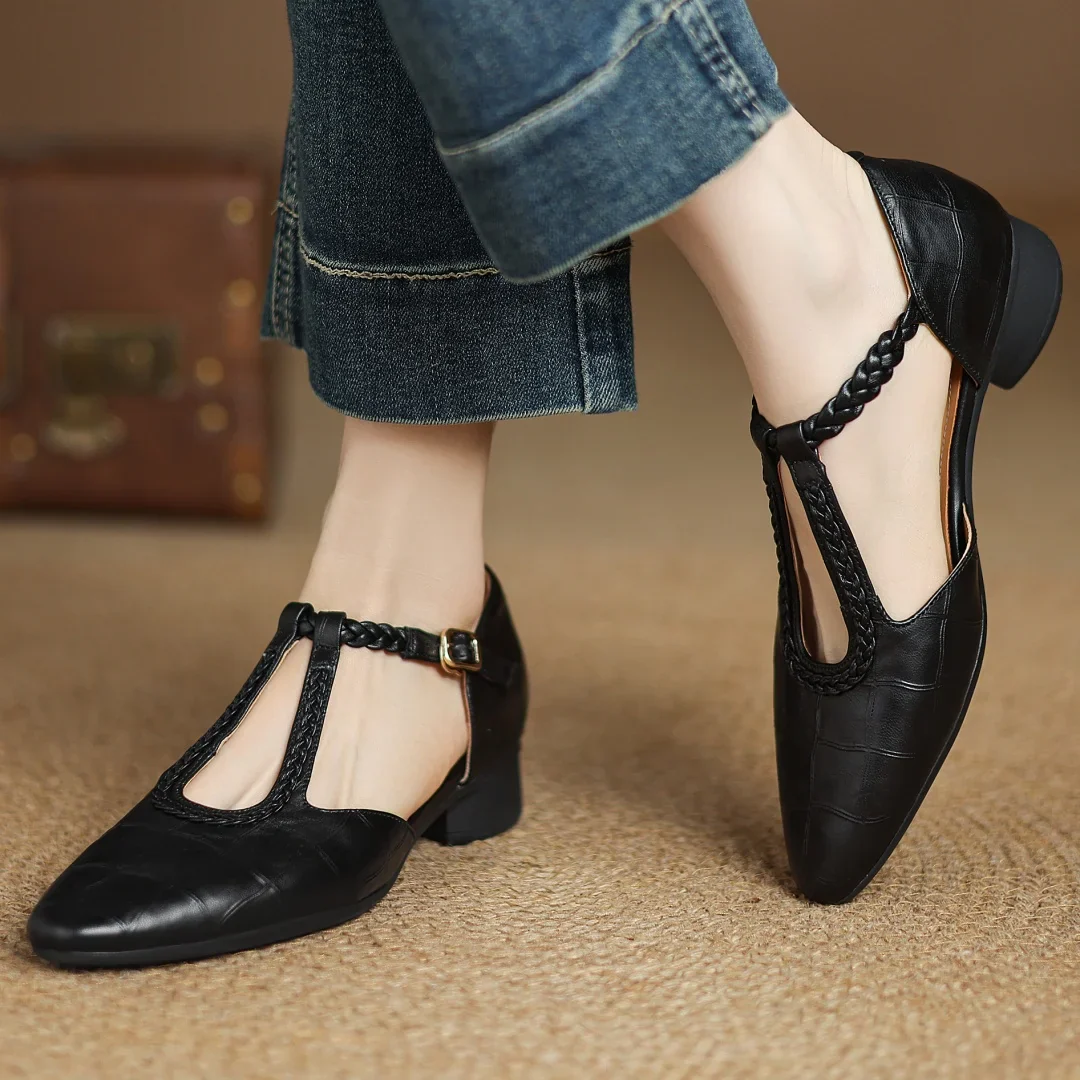 AURELIA - ADJUSTABLE STRAP MARY JANES